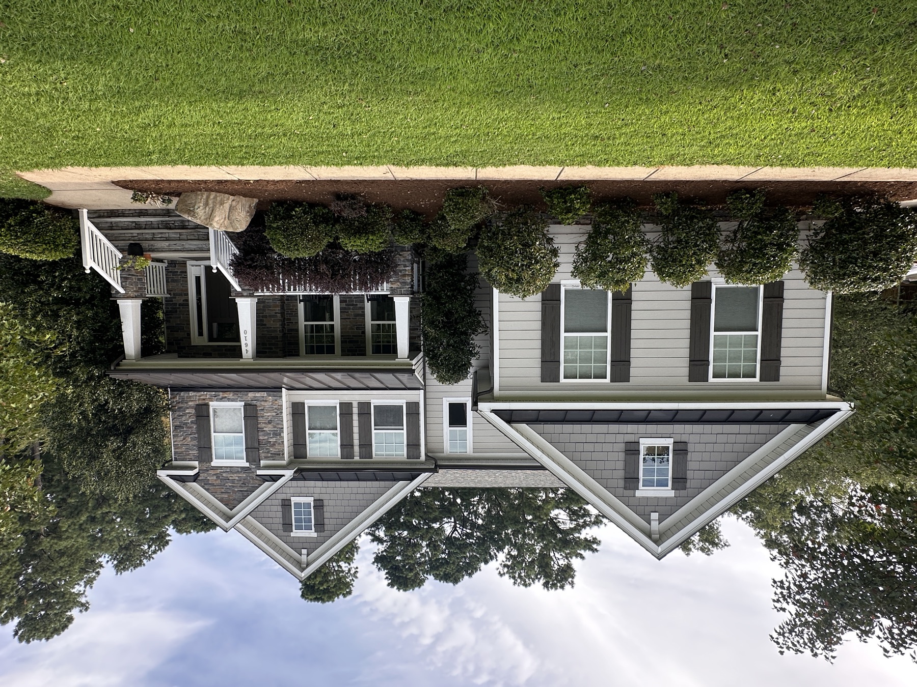 4610 Cumberland Road — front exterior